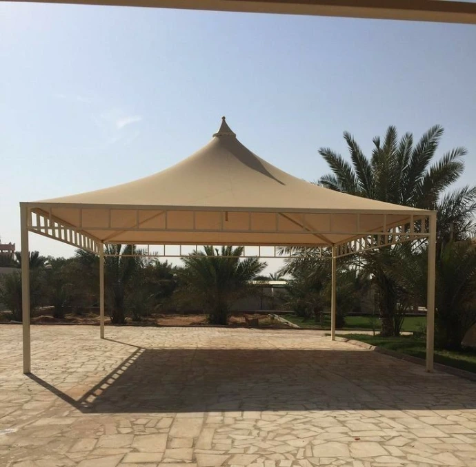 مظلات هرمية